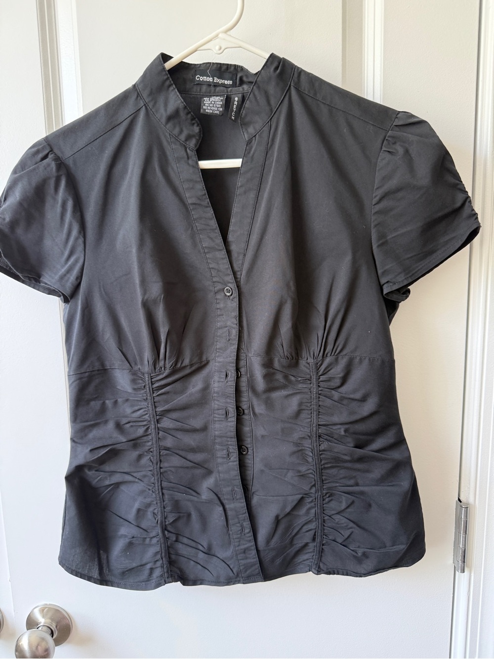Cotton Express Black Short-Sleeve Ruched Button-Down Blouse